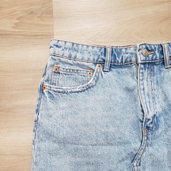 Zara Button Fly Distressed Fringed Hemline Denim Skirt Blue Size Large - Picture 2 of 9